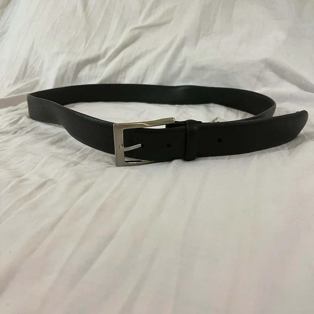 Jos. A. Bank Black Leather Belt with Silver‎ Buckle NWT